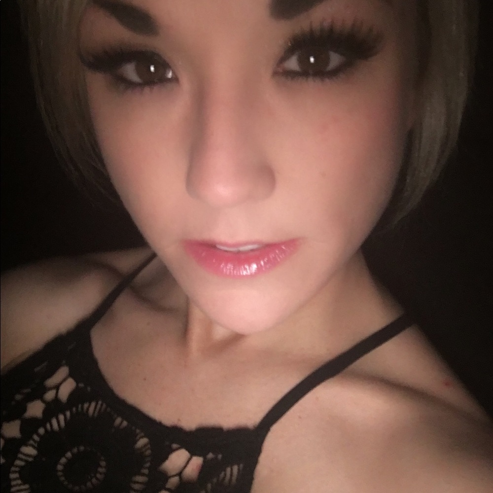 Meet your Posher, Charlotte
